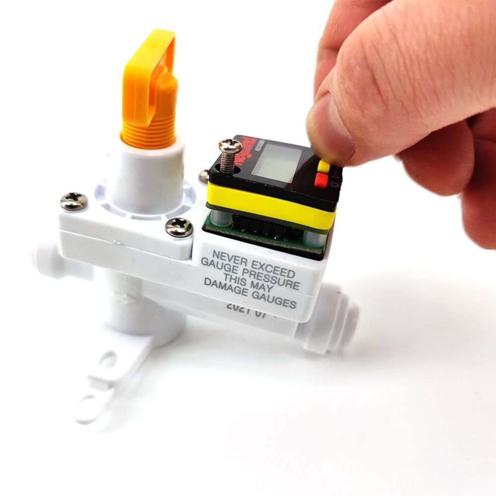 Digital Illuminated Mini Gauge 0-90psi (0-6.2bar) for Integrated Blowtie and In-line regulators - Image 5