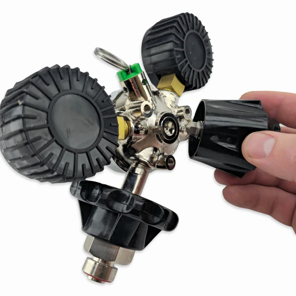 MK5 CO2 Regulator - Tool-Free - Dual Gauge (4.5bar PRV & 65psi Gauge) - Image 5